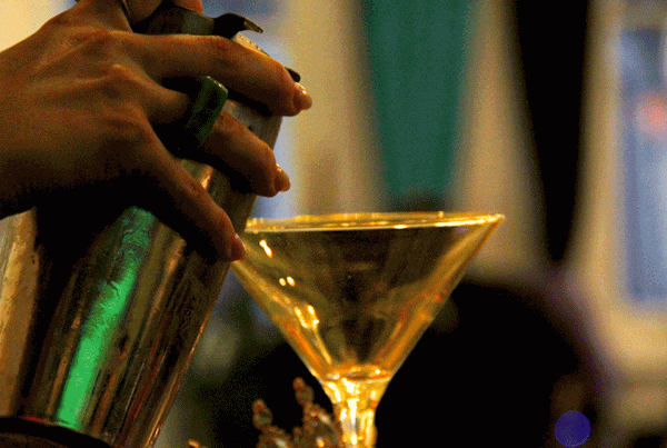 A gif of The Crown being poured to accompany the cocktail recipe.